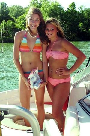 beautiful teen girls in bikinis